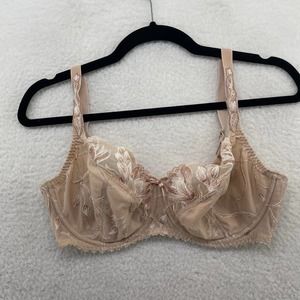 Fauve Womens underwired bra size 34DDD Sheer Nude floral lined adjustable